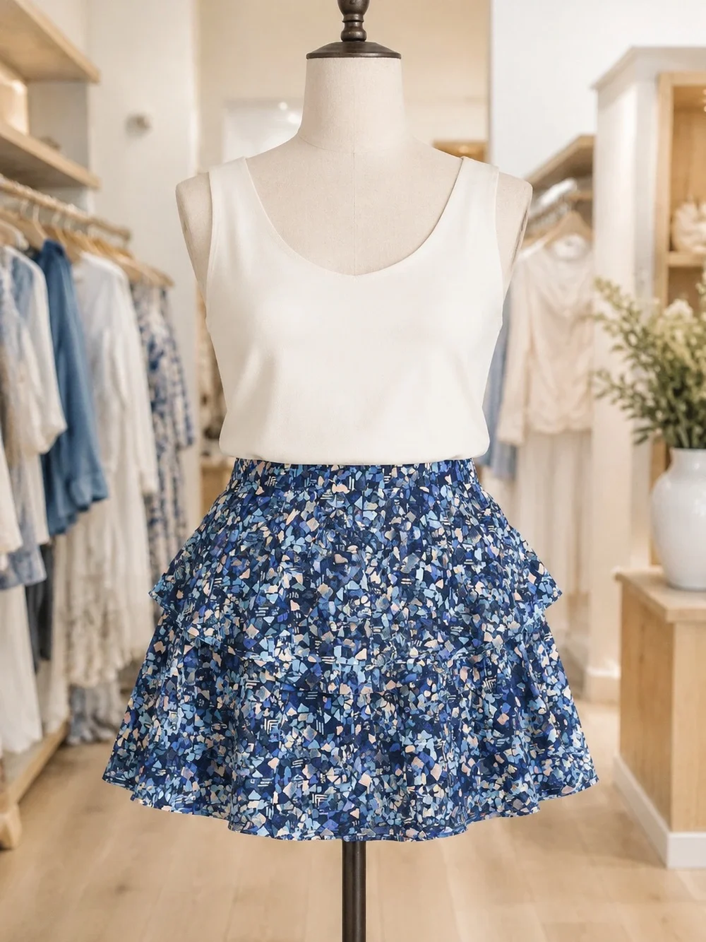 Meet me in Santorini Floral Tiered Mini Skirt in blue NWT